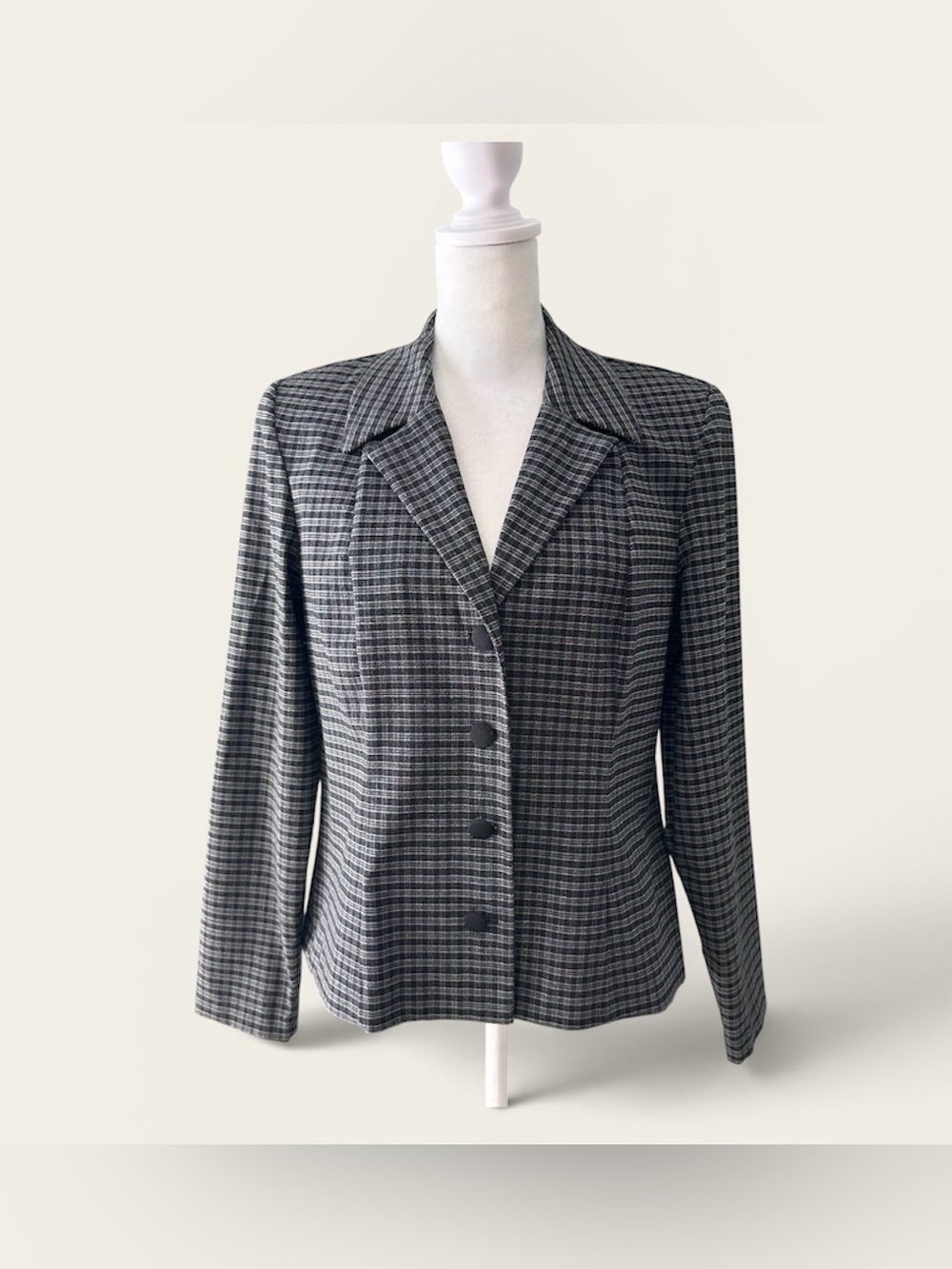 8 M Karin Steven’s 90s black white plaid blazer shoulder pads office work jacket